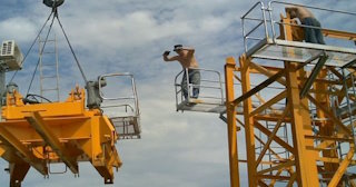 Демонтаж башенного крана в Копейске - услуги по демонтажу от Сварной-Кпс от 1525 руб.