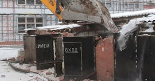 Снос гаража и вывоз мусора в Копейске - Быстро и качественно от Сварной-Кпс от 2033 рублей