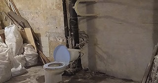 Демонтаж сантехкабины в панельном доме - цена от 1017 рублей | Сварной-Кпс